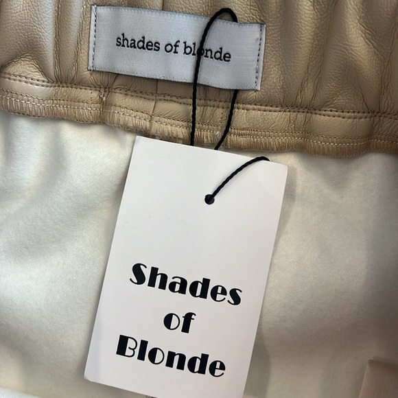 Shade of Blonde cream faux leather straight leg slit pants size medium NWT - Picture 4 of 7